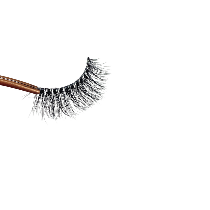 Mirror Mirror - Taylored Lashes™
