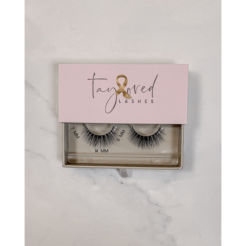 Hands On Top - Taylored Lashes