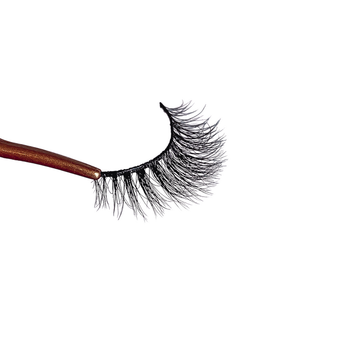 Hands On Top - Taylored Lashes™