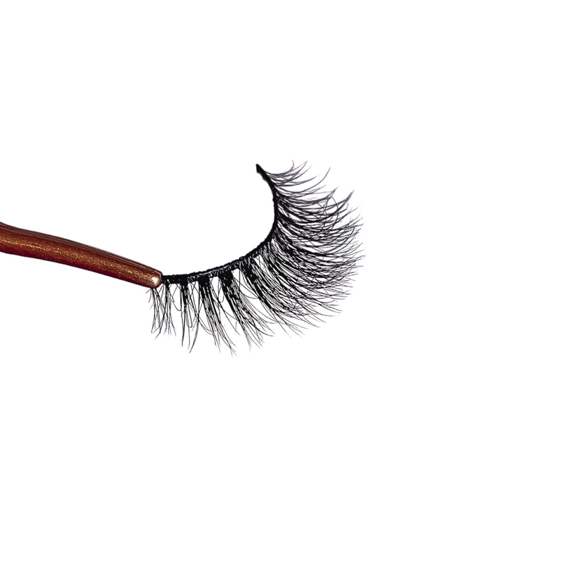 Hands On Top - Taylored Lashes™